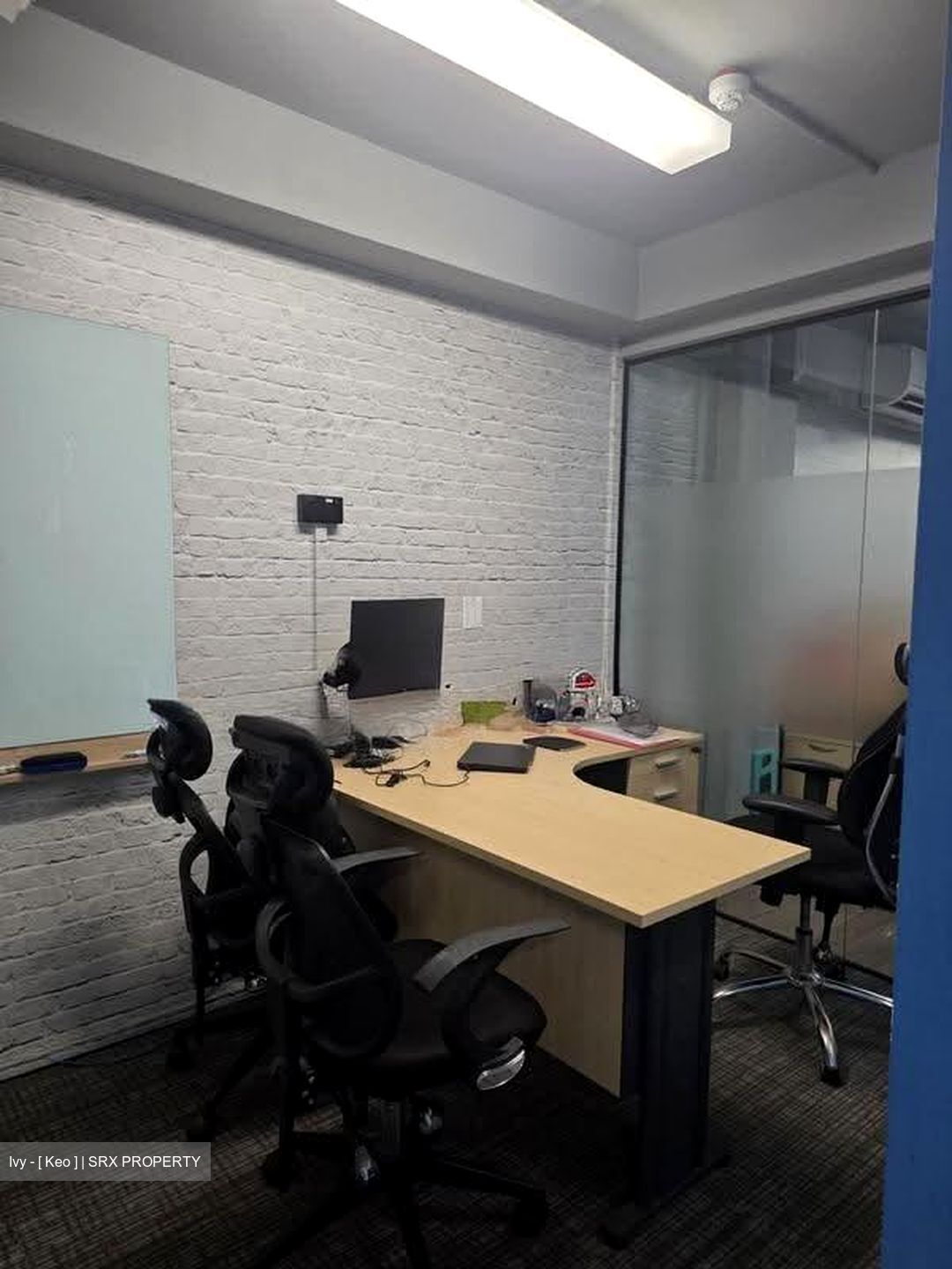 Sam Leong Road (D8), Office #619355461